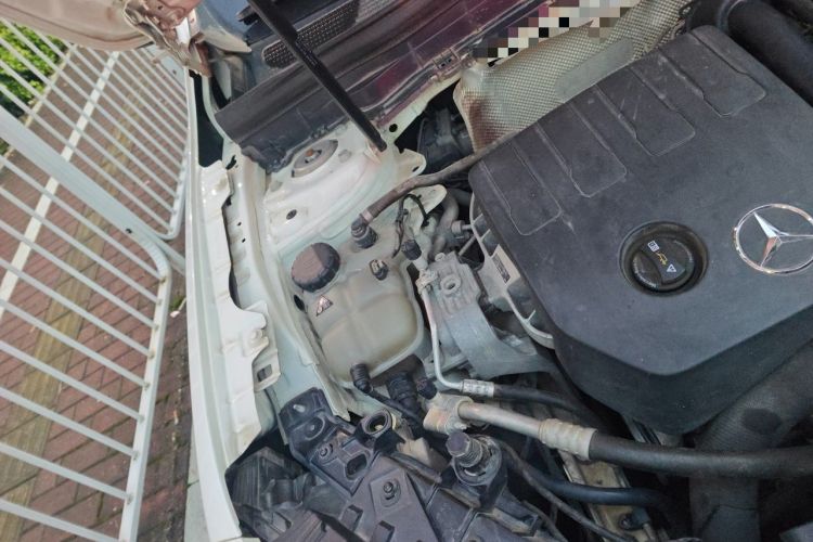 Used Mercedes-Benz GLB 2021 GLB 200 Fashion Model Engine Bay Right