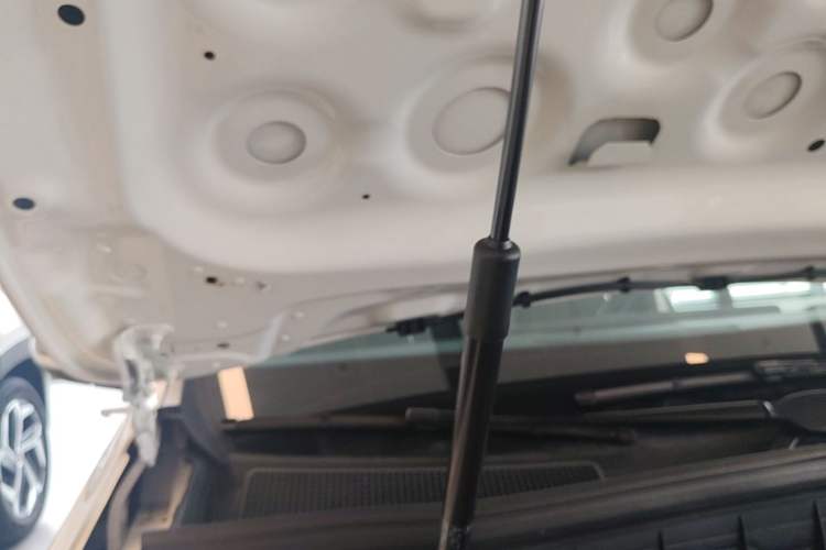 Used Mercedes-Benz GLB 2021 GLB 200 Fashion Model Engine Bay Right