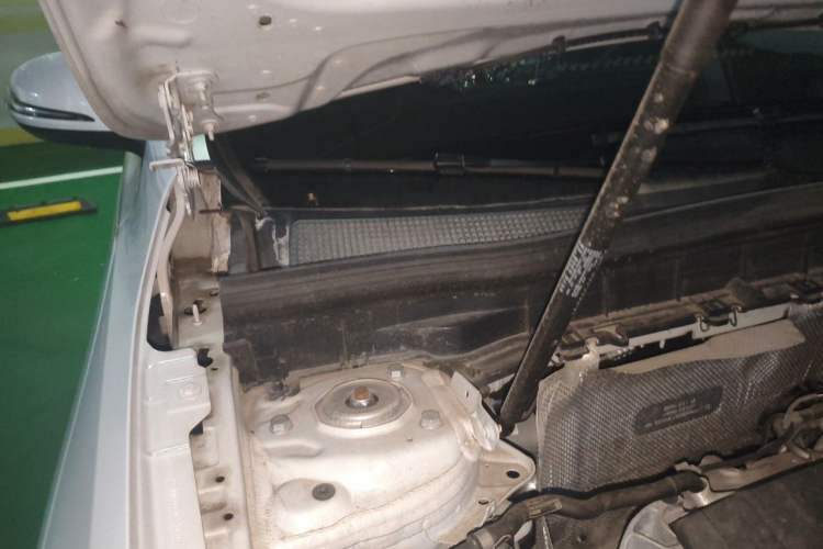 Used Mercedes-Benz GLB 2021 GLB 200 Dynamic Edition Engine Bay Right