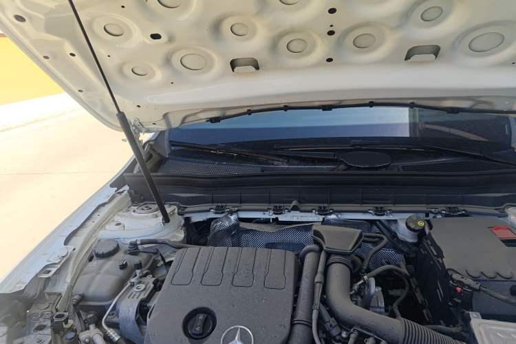 Used Mercedes-Benz GLB 2021 GLB 200 Dynamic Edition Engine Bay Right