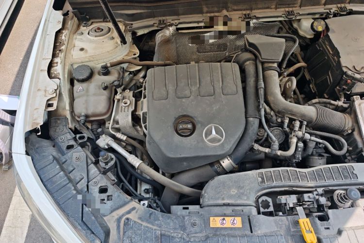 Used Mercedes-Benz GLB 2021 GLB 180 Dynamic Edition Engine Bay Right