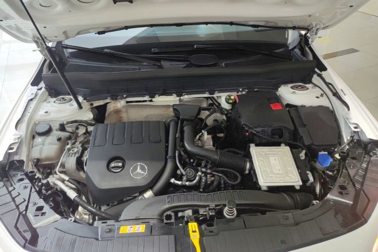 Used Mercedes-Benz GLB 2021 GLB 200 Dynamic Edition Engine Bay