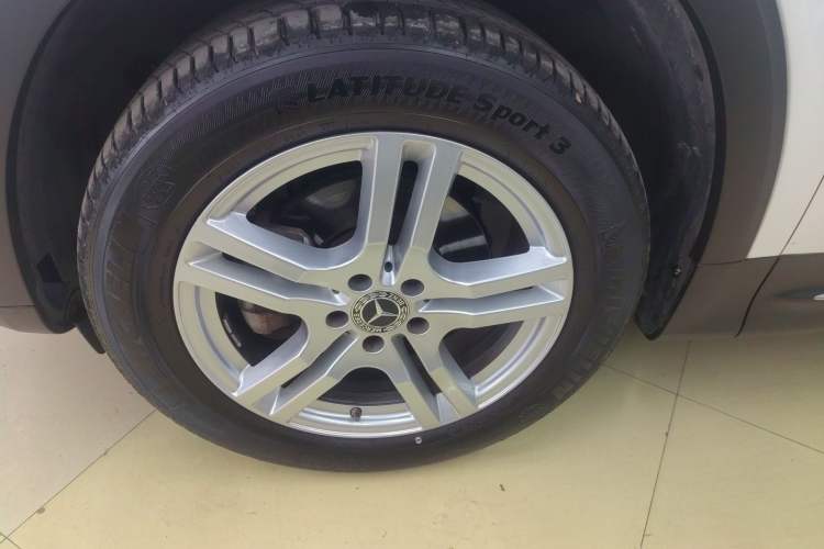 Used Mercedes-Benz GLB 2021 GLB 200 Dynamic Edition Exterior 4