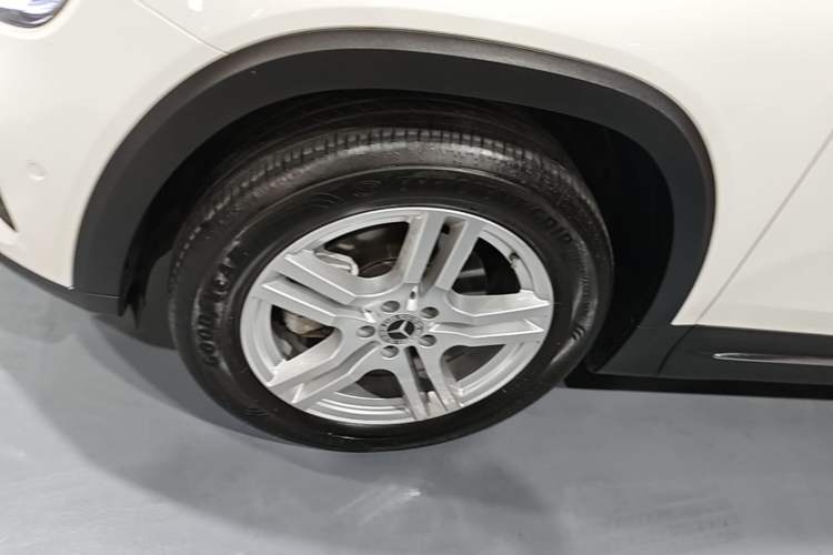 Used Mercedes-Benz GLB 2021 GLB 200 Dynamic Edition Exterior 4