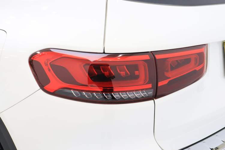 Used Mercedes-Benz GLB 2021 GLB 200 Fashion Model Exterior 6