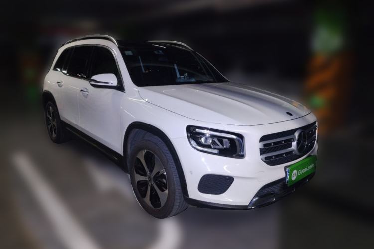 Used Mercedes-Benz GLB 2021 GLB 200 Fashion Model Front Right 45 Deg