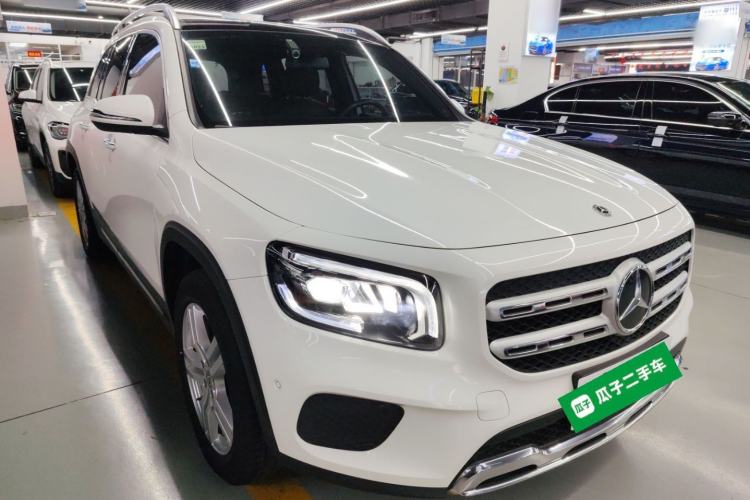 Used Mercedes-Benz GLB 2021 GLB 200 Dynamic Edition Front Right 45 Deg