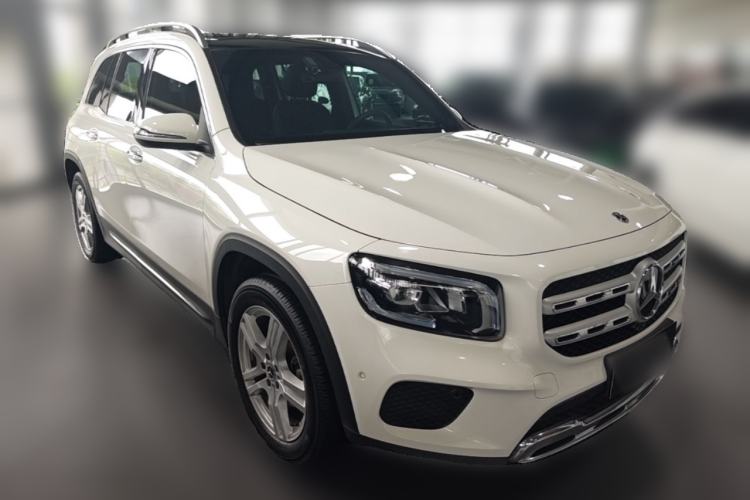 Used Mercedes-Benz GLB 2021 GLB 200 Dynamic Edition Front Right 45 Deg
