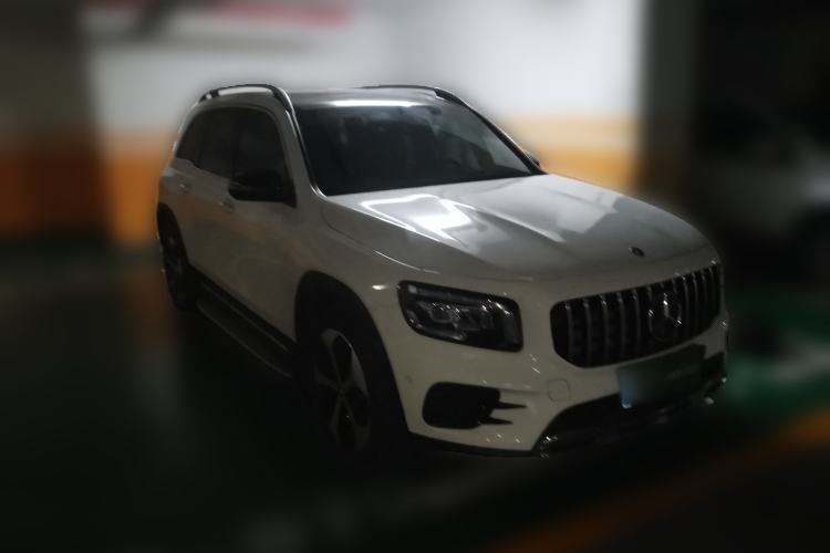 Used Mercedes-Benz GLB 2021 GLB 200 Fashion Model Front Right 45 Deg