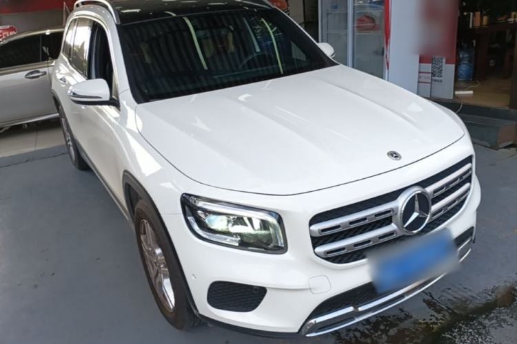 Used Mercedes-Benz GLB 2021 GLB 200 Dynamic Edition Front Right 45 Deg