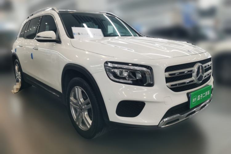 Used Mercedes-Benz GLB 2021 GLB 200 Dynamic Edition Front Right 45 Deg