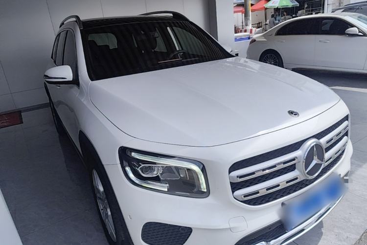 Used Mercedes-Benz GLB 2021 GLB 200 Dynamic Edition Front Right 45 Deg