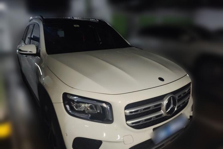 Used Mercedes-Benz GLB 2021 GLB 180 Fashion Model Front Right 45 Deg