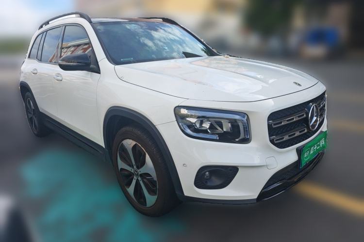 Used Mercedes-Benz GLB 2021 GLB 200 4MATIC Front Right 45 Deg