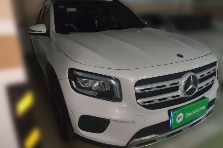 Used Mercedes-Benz GLB 2021 GLB 200 Fashion Model Front Right 45 Deg