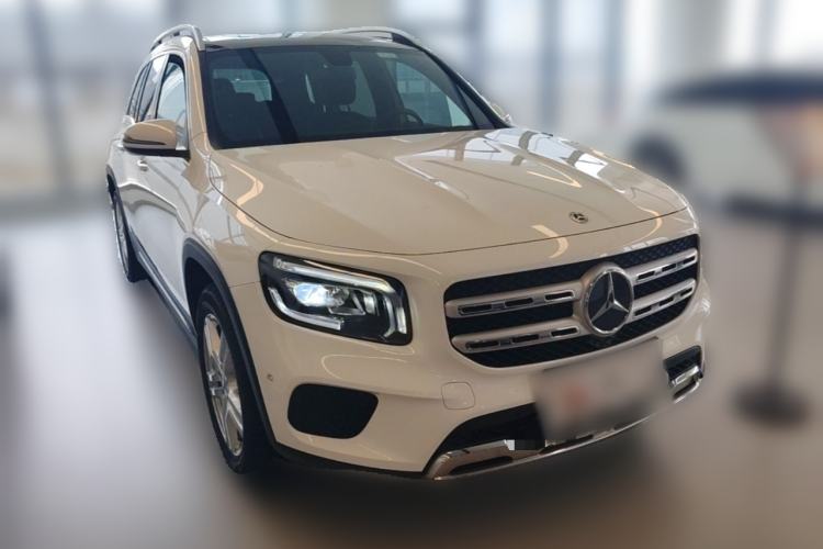 Used Mercedes-Benz GLB 2021 GLB 200 Fashion Model Front Right 45 Deg