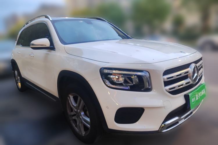 Used Mercedes-Benz GLB 2021 GLB 200 Dynamic Edition Front Right 45 Deg