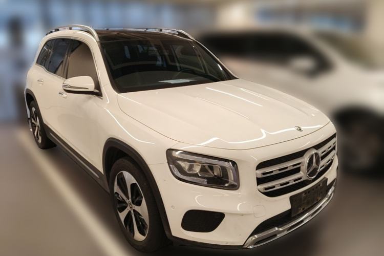 Used Mercedes-Benz GLB 2021 GLB 200 Fashion Model Front Right 45 Deg