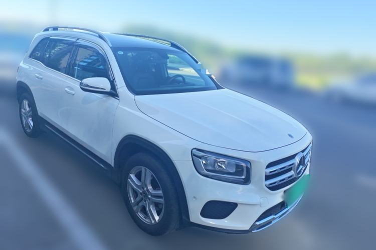 Used Mercedes-Benz GLB 2021 GLB 180 Fashion Model Front Right 45 Deg