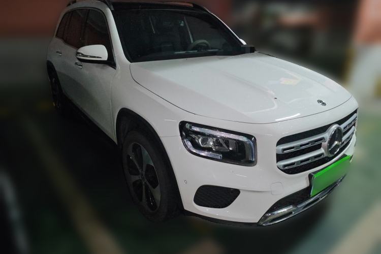 Used Mercedes-Benz GLB 2021 GLB 200 Fashion Model Front Right 45 Deg