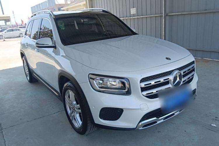 Used Mercedes-Benz GLB 2021 GLB 180 Dynamic Edition Front Right 45 Deg