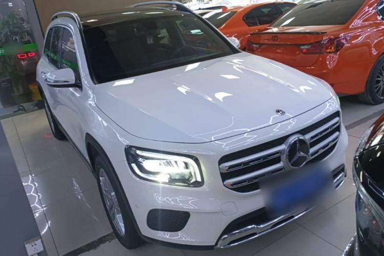 Used Mercedes-Benz GLB 2021 GLB 200 Dynamic Edition Front Right 45 Deg