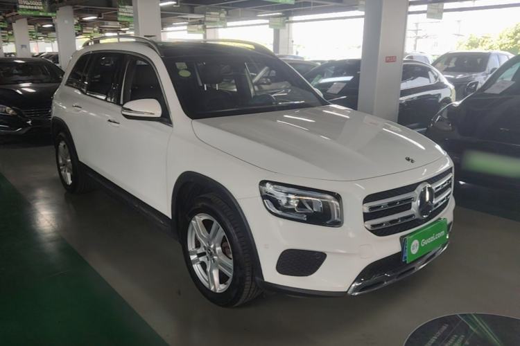 Used Mercedes-Benz GLB 2021 GLB 200 Dynamic Edition Front Right 45 Deg