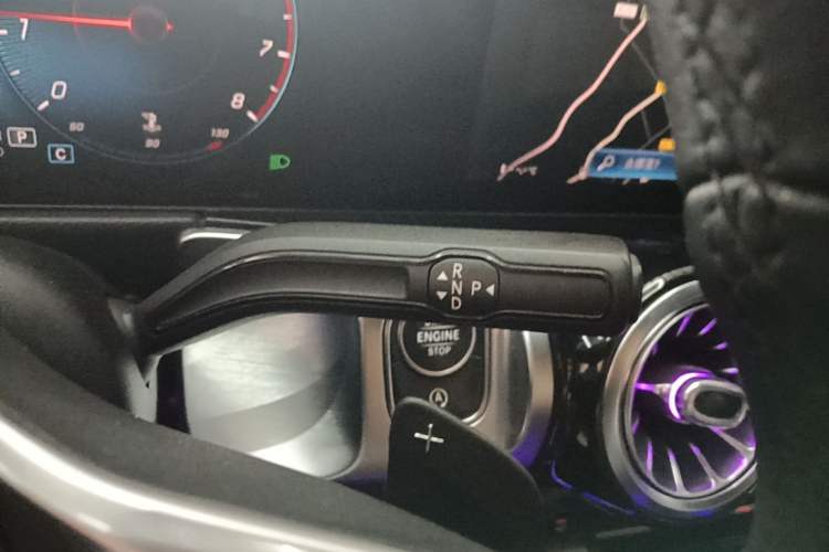 Used Mercedes-Benz GLB 2021 GLB 200 Dynamic Edition Gear Lever