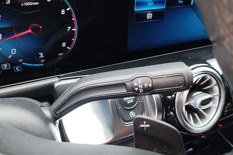 Used Mercedes-Benz GLB 2021 GLB 200 Fashion Model Gear Lever