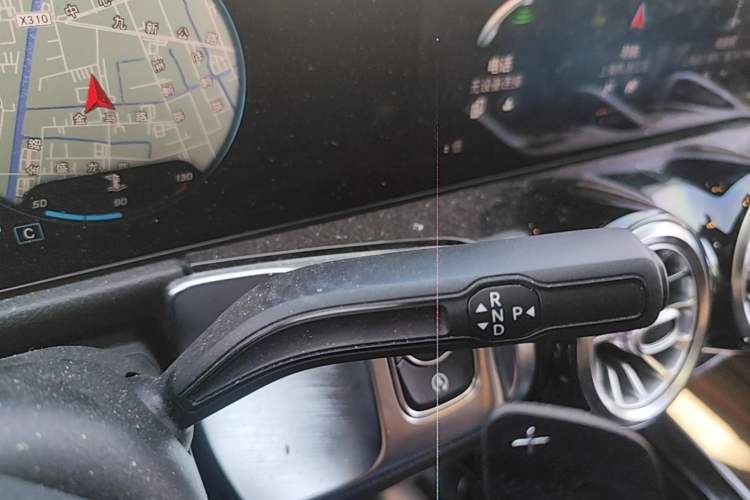 Used Mercedes-Benz GLB 2021 GLB 200 Dynamic Edition Gear Lever