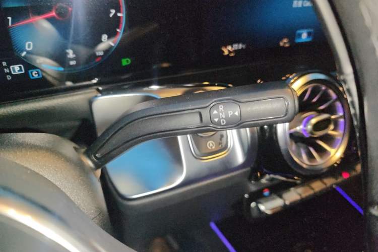 Used Mercedes-Benz GLB 2021 GLB 200 Fashion Model Gear Lever