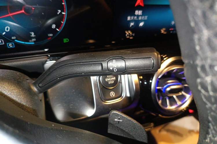 Used Mercedes-Benz GLB 2021 GLB 200 Dynamic Edition Gear Lever