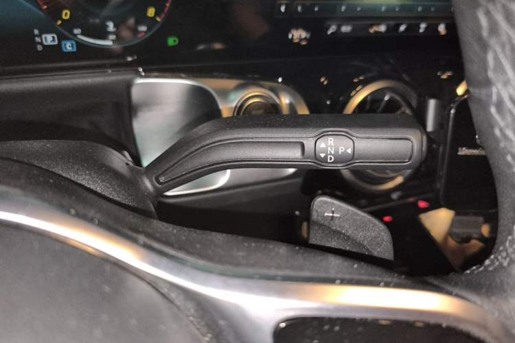 Used Mercedes-Benz GLB 2021 GLB 200 Dynamic Edition Gear Lever