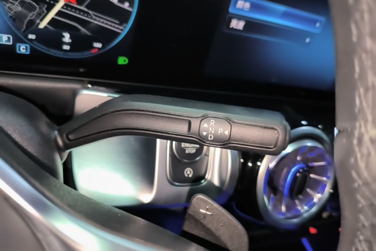 Used Mercedes-Benz GLB 2021 GLB 200 Dynamic Edition Gear Lever