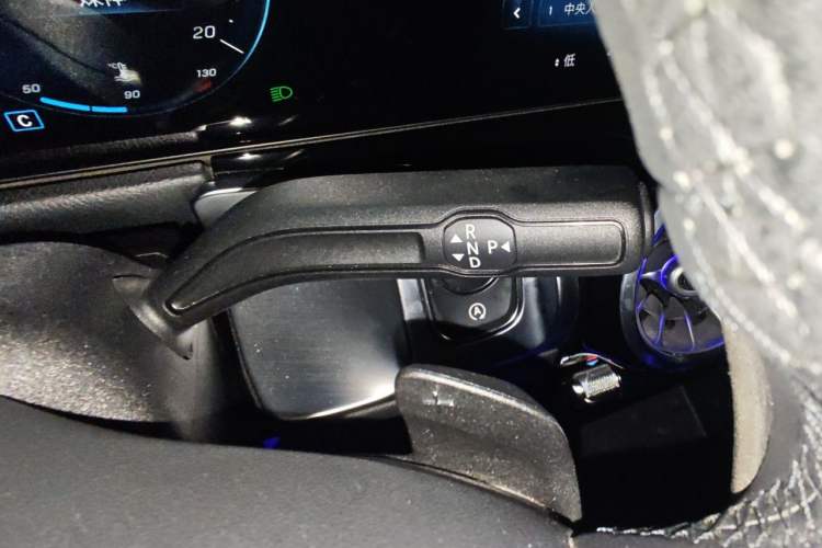 Used Mercedes-Benz GLB 2021 GLB 200 Fashion Model Gear Lever
