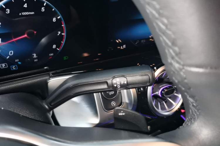 Used Mercedes-Benz GLB 2021 GLB 200 Dynamic Edition Gear Lever