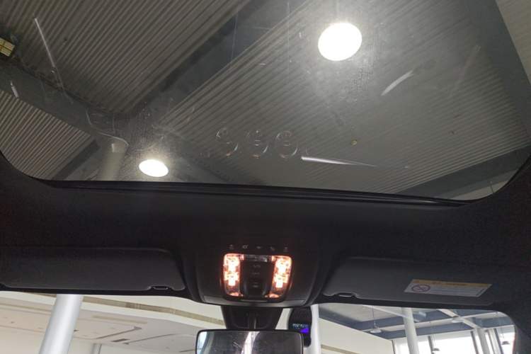 Used Mercedes-Benz GLB 2021 GLB 200 Dynamic Edition Headliner