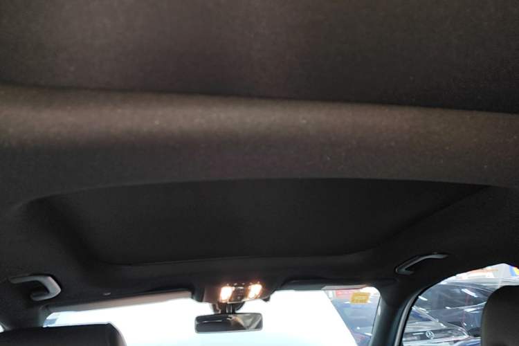 Used Mercedes-Benz GLB 2021 GLB 200 Fashion Model Headliner