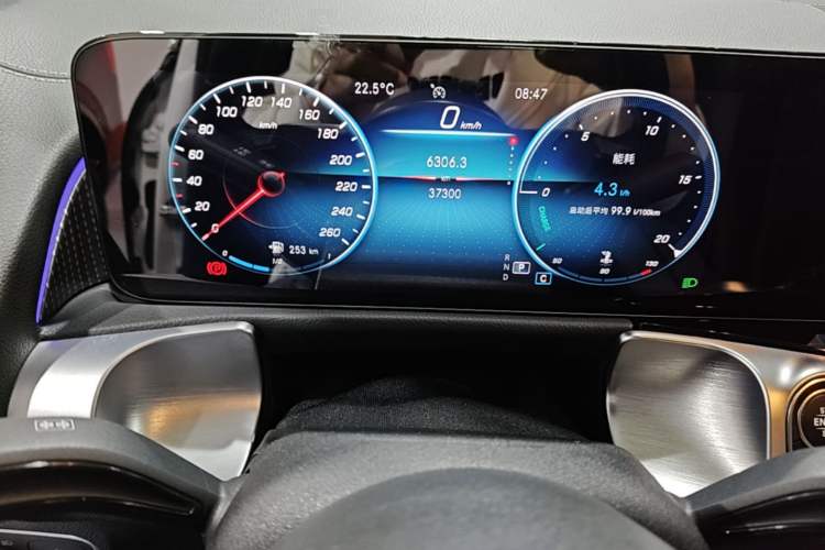 Used Mercedes-Benz GLB 2021 GLB 200 Dynamic Edition Instrument Cluster