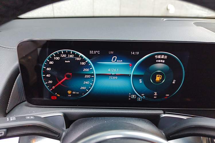 Used Mercedes-Benz GLB 2021 GLB 180 Dynamic Edition Instrument Cluster