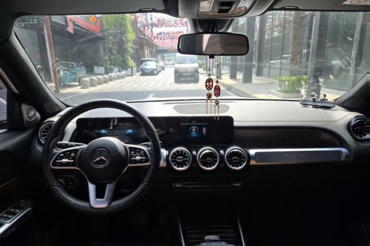 Used Mercedes-Benz GLB 2021 GLB 200 Dynamic Edition Instrument Cluster