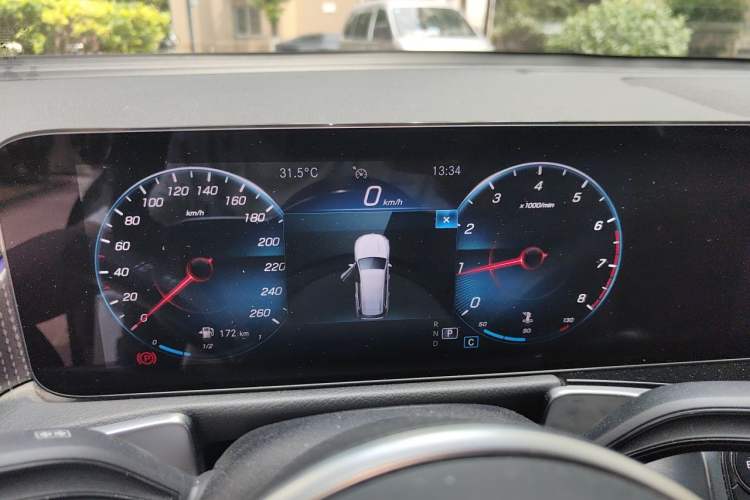 Used Mercedes-Benz GLB 2021 GLB 200 Dynamic Edition Instrument Cluster