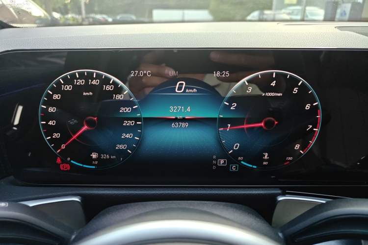 Used Mercedes-Benz GLB 2021 GLB 200 Dynamic Edition Instrument Cluster