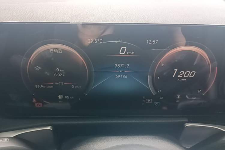 Used Mercedes-Benz GLB 2021 GLB 180 Dynamic Edition Instrument Cluster