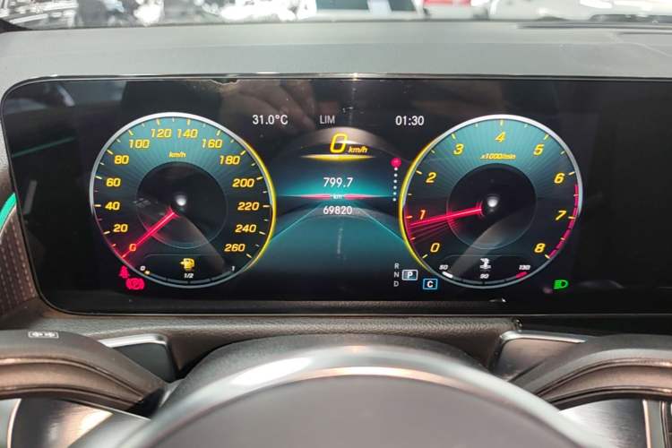 Used Mercedes-Benz GLB 2021 GLB 200 Dynamic Edition Instrument Cluster