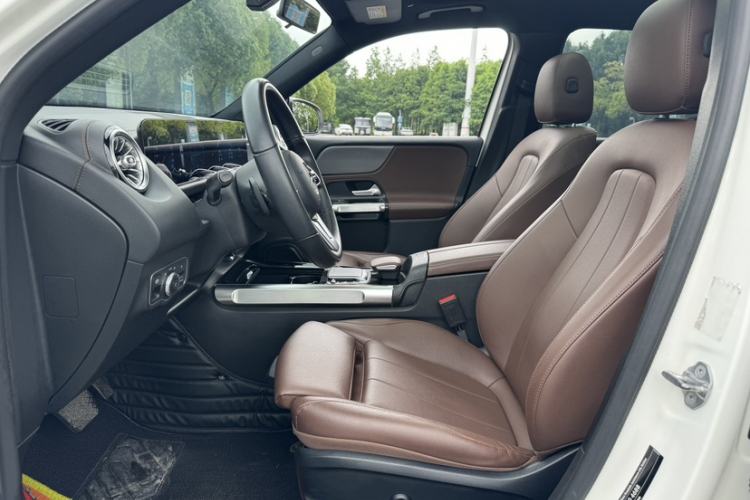Used Mercedes-Benz GLB 2021 GLB 200 Dynamic Edition Interior 1