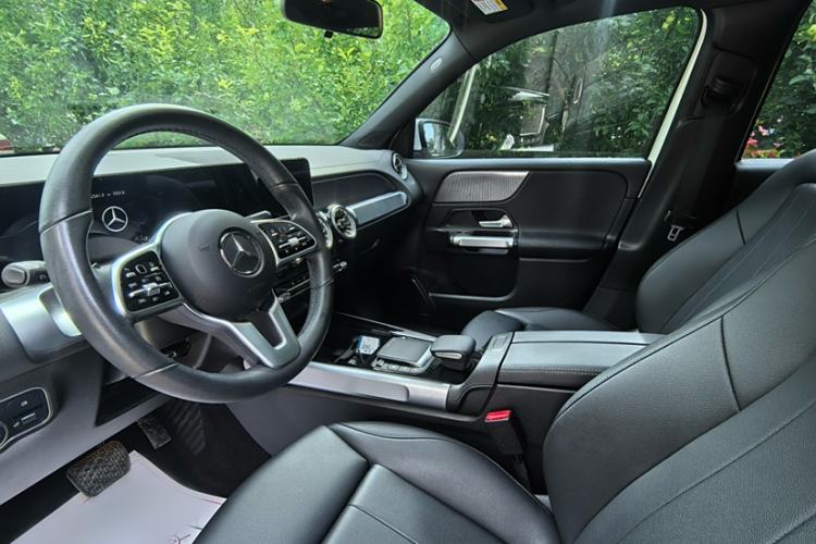 Used Mercedes-Benz GLB 2021 GLB 200 Dynamic Edition Interior 1