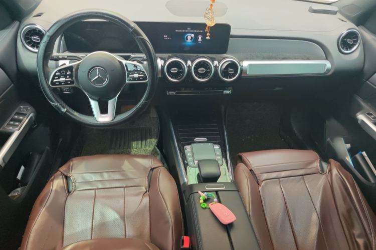 Used Mercedes-Benz GLB 2021 GLB 180 Dynamic Edition Interior 2
