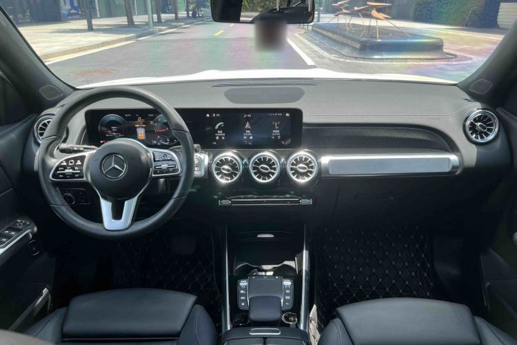 Used Mercedes-Benz GLB 2021 GLB 200 Dynamic Edition Interior 7