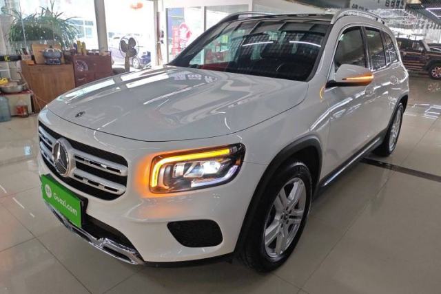 Ojetý Mercedes-Benz GLB 2021 GLB 200 Dynamic Edition